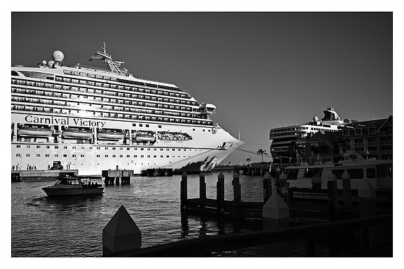 VICTORY VEENDAM KEY WEST